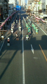 甲州街道占拠踊り