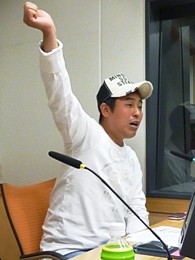 裕ちゃんを引き当てた藤井社長マネ.jpg