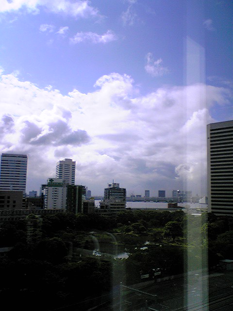 0705310830低い雲.jpg