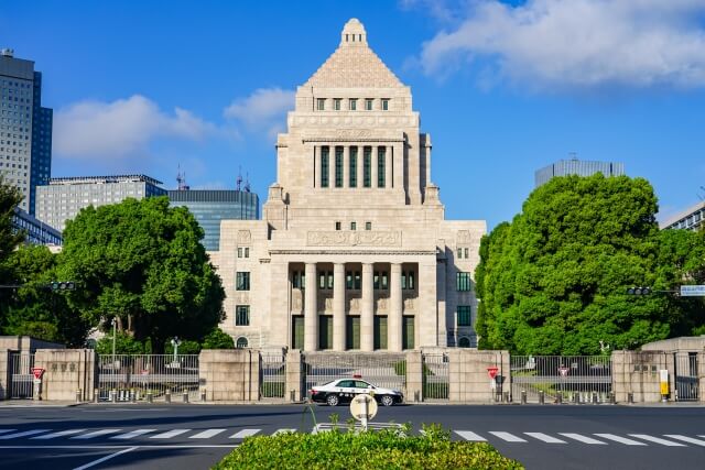 秋の臨時国会は９月後半招集で調整 消費減税などの審議は難航必至か